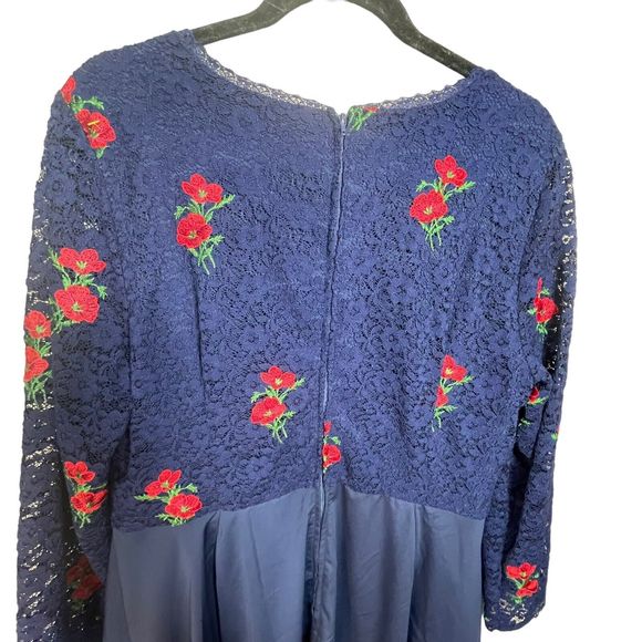 NWT ModCloth A-Line WomanDress Sz 22 Navy Lace Floral Embroidered Long Sleeve - Picture 7 of 16